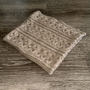 Infinity knit scarf